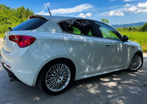 Alfa Romeo Giulietta cena 35900 przebieg: 149000, rok produkcji 2011 z Żywiec małe 436